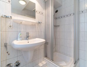 Apartment | Bathroom - Ferienwohnung in St. Peter-ording (St. Peter-Ording)