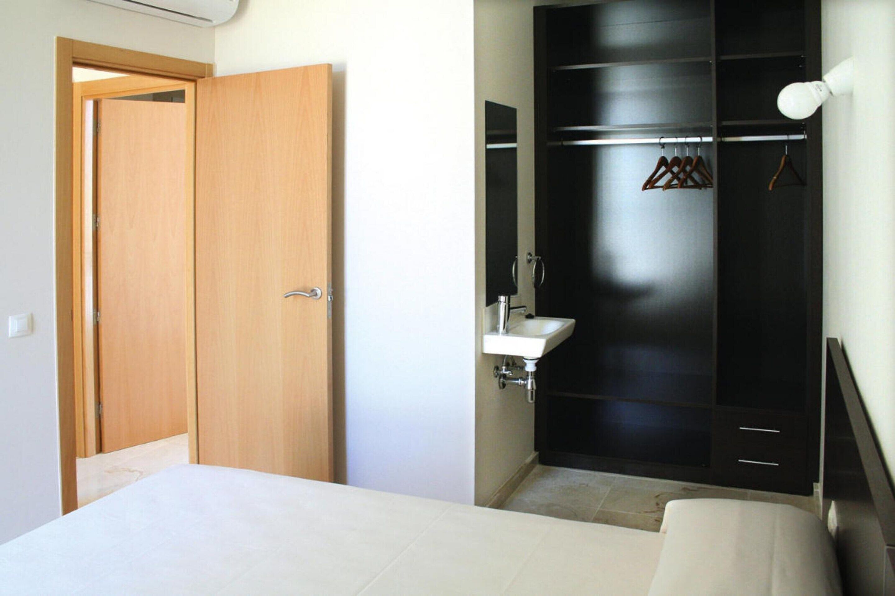 Apartamento | 2 dormitorios y mobiliario individual
