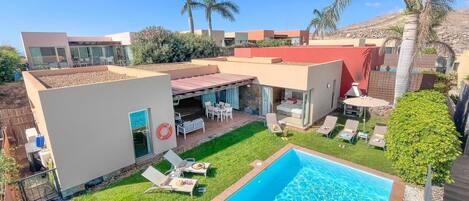 House | Pool | Indoor pool, outdoor pool