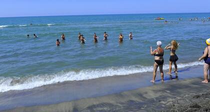 New Apartment in Baia Domzia Near the sea