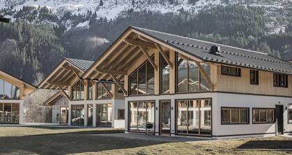New Chalet With Garden and Private Sauna