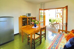 Dining - Apartment in Italy Near Sandy Beach (San Michele al Tagliamento)