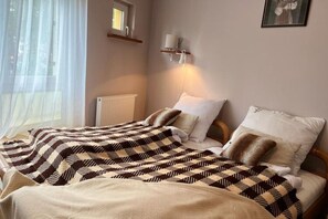 House | 3 bedrooms, individually furnished, iron/ironing board - Terraced Home in Pobierowo Near Baltic Beach (Rewal)