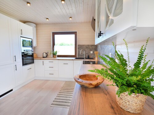 Comfortable Holiday Home, Sauna + hot tub Included