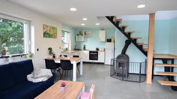 House | Private kitchen | Highchair