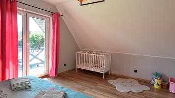 3 bedrooms, individually furnished, bed sheets