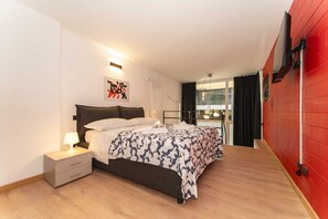 Iron/ironing board, WiFi, bed sheets - GuestHost - Galaxy Loft - Appt Venus x4 (Torino)