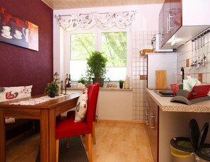 Apartment | Dining