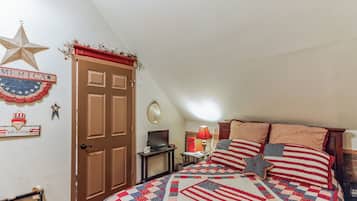 Room, 1 Bedroom | 1 bedroom, iron/ironing board, free WiFi