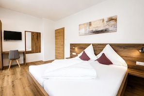 Apartment - Holiday Home in Aschau Near Climbing Center (Aschau Im Zillertal)