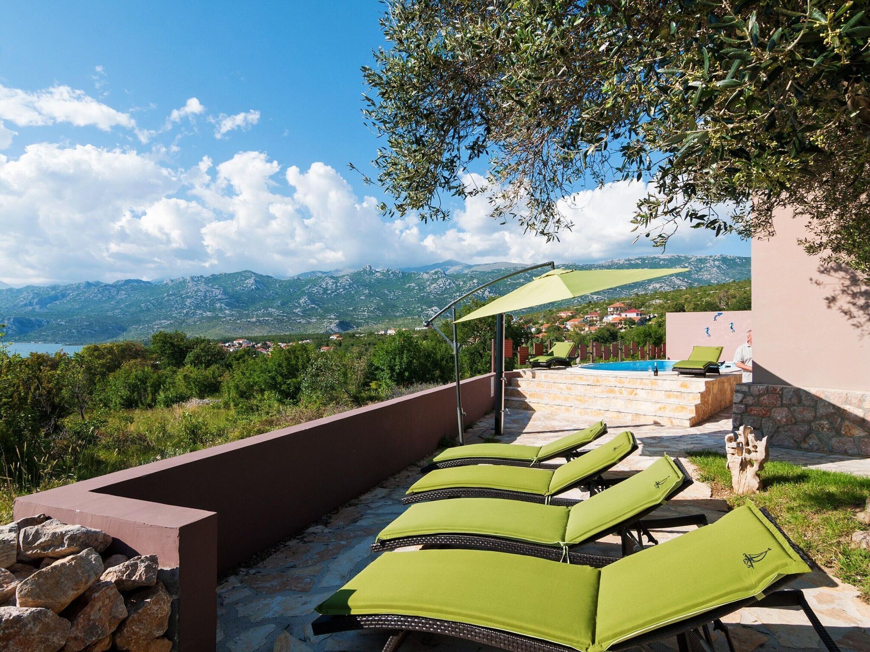 プール