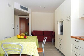 Apartment | Dining