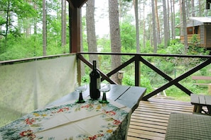 House | Exterior - Fenced Cottage in the Middle of Nature, Right by the Lake, Rentyny (Gietrzwald)