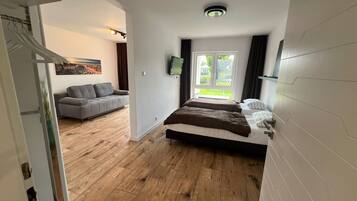 6 bedrooms, individually furnished