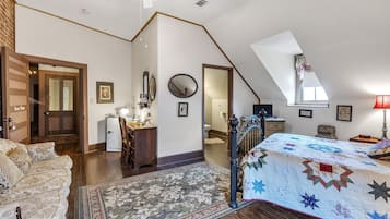 Room, 1 Bedroom | 1 bedroom, iron/ironing board, free WiFi