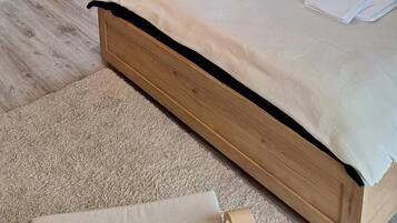 Apartment | 3 bedrooms, individually furnished, bed sheets