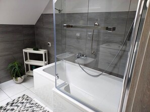 Apartment | Bathroom - Apartment With a Swimming Pool in Stepniczka (Stepnica)