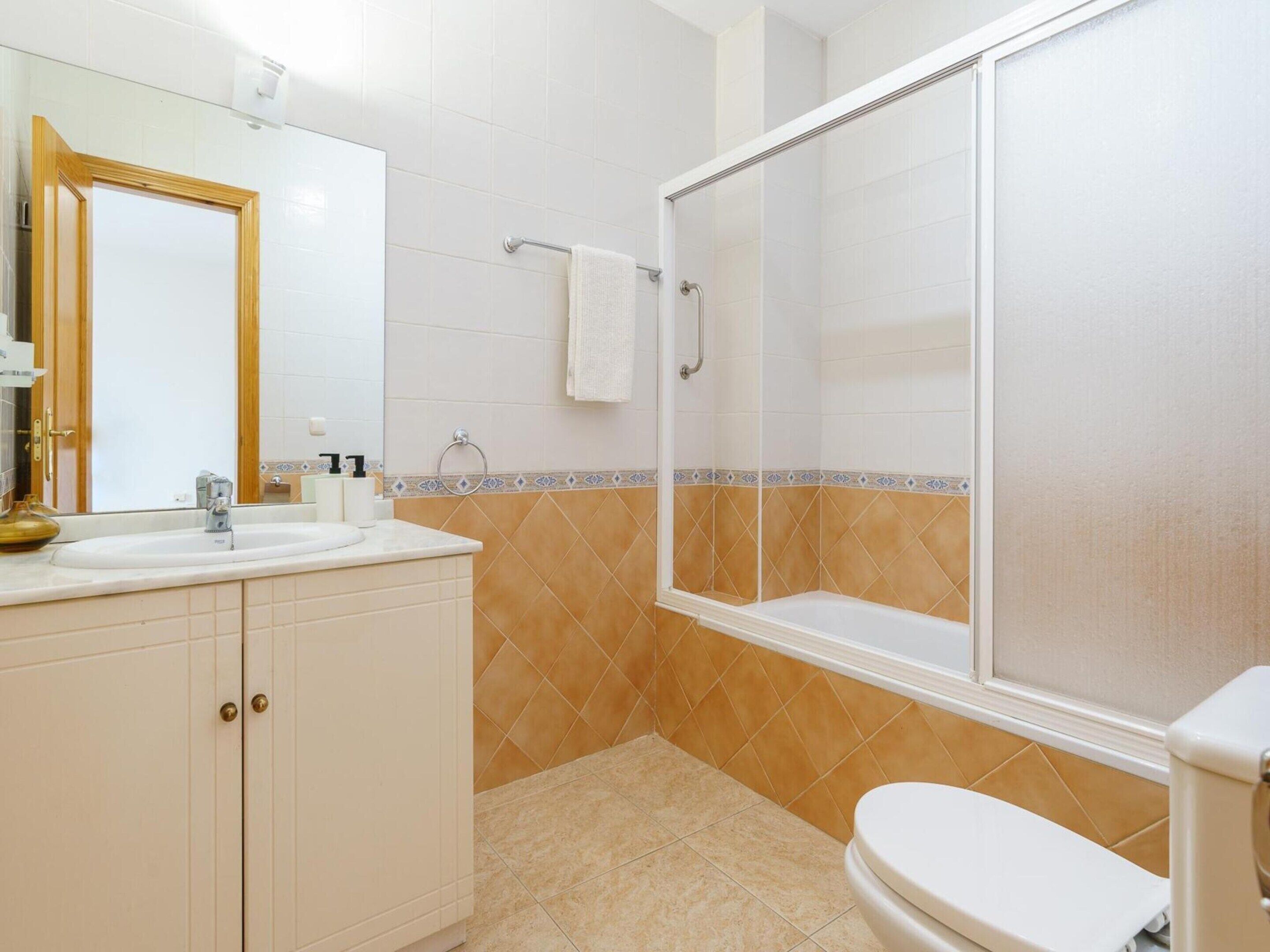 House | Bathroom