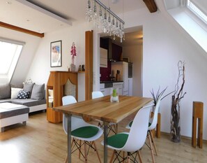 Apartment | Dining - Apartment in Veringendorf With Garden (Veringenstadt)