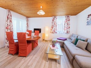 Leilighet | Oppholdsområde