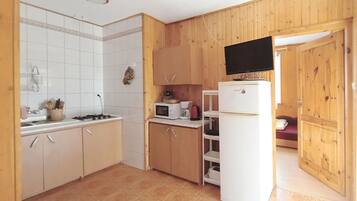 Bungalow | Private kitchen | Electric kettle