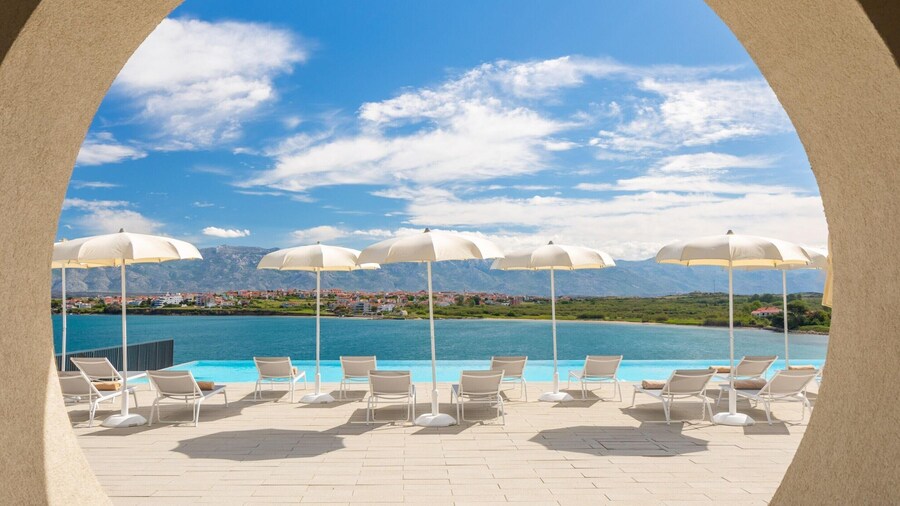 Mobile Homes at Aminess Avalona Resort, Island Pag