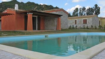 Bungalow | Pool | Outdoor pool