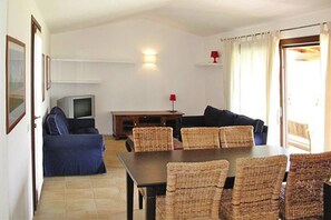 Bungalow | Dining - Villa in Sardinia Near San Pietro Beach (Castiadas)