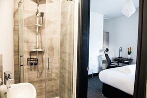 3 Schlafzimmer