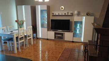 House | Dining