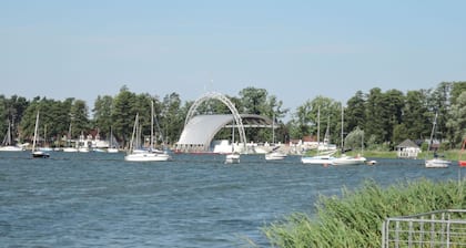 Holiday House With Swimming Pool in Morzyczyn