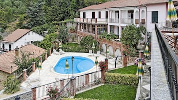 Apartemen | Kolam renang | Kolam renang outdoor