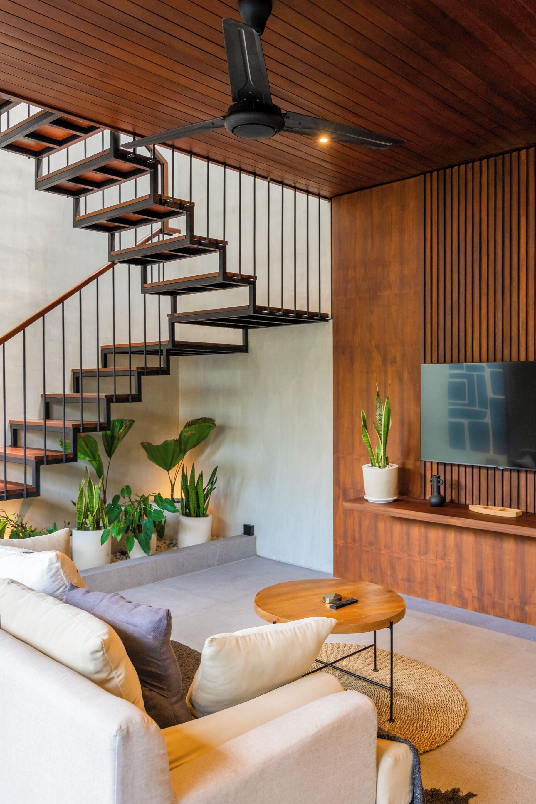 Villa | Living area | 35-inch flat-screen TV with cable channels