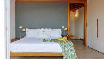 House | 1 bedroom, individually furnished