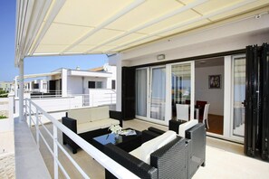 Apartment | Bahagian luar