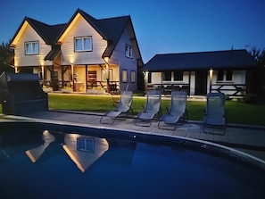 House | Exterior - Holiday Home in Rewal Near Wide Beach (Rewal)