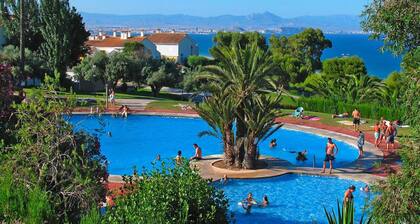 Apartment in Santa Pola With Parking Space