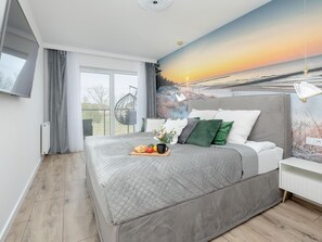 1 chambre, ameublement personnalisé, fer et planche à repasser