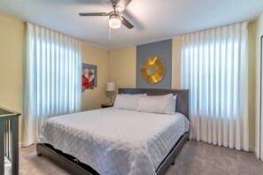 9 soverom, strykejern/-brett, wi-fi (inkludert) og sengetøy