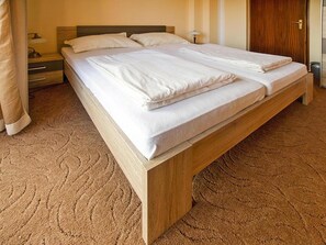 Căn hộ | 4 phòng ngủ, trang bị nội thất với thiết kế riêng biệt 