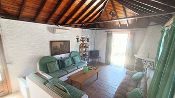 Bungalow | Salle de séjour | Lecteur de DVD