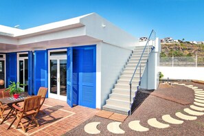 House | Balcony