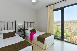 2 bedrooms, individually furnished - Holiday Home, Maspalomas (San Bartolomé de Tirajana)