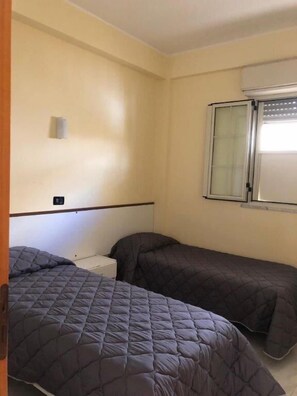 Kamar Quadruple Basic, dapur kecil