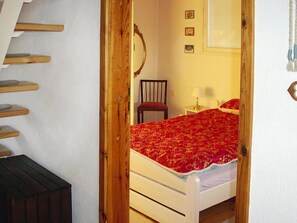 House | 4 bedrooms, individually furnished - Beautiful Holiday Home in Zawory With Terrace (Chmielno)