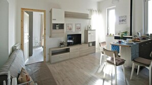 Apartment | Living room - Apartment in Ladispoli Near Tyrrhenian Sea (Ladispoli)