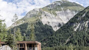 Chalet | Exterior