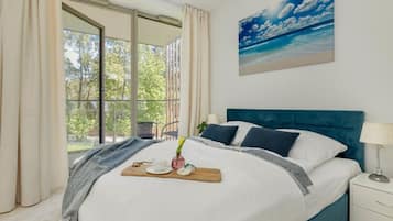 House | 1 bedroom, individually furnished, iron/ironing board