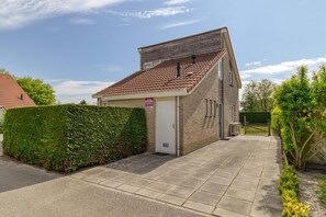 Exterior - House in Breskens near the Beach (Breskens)