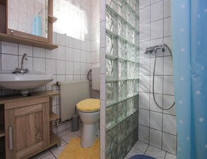 House | Bathroom - Doppelhaushalfte, Plau am See (Plau am See)